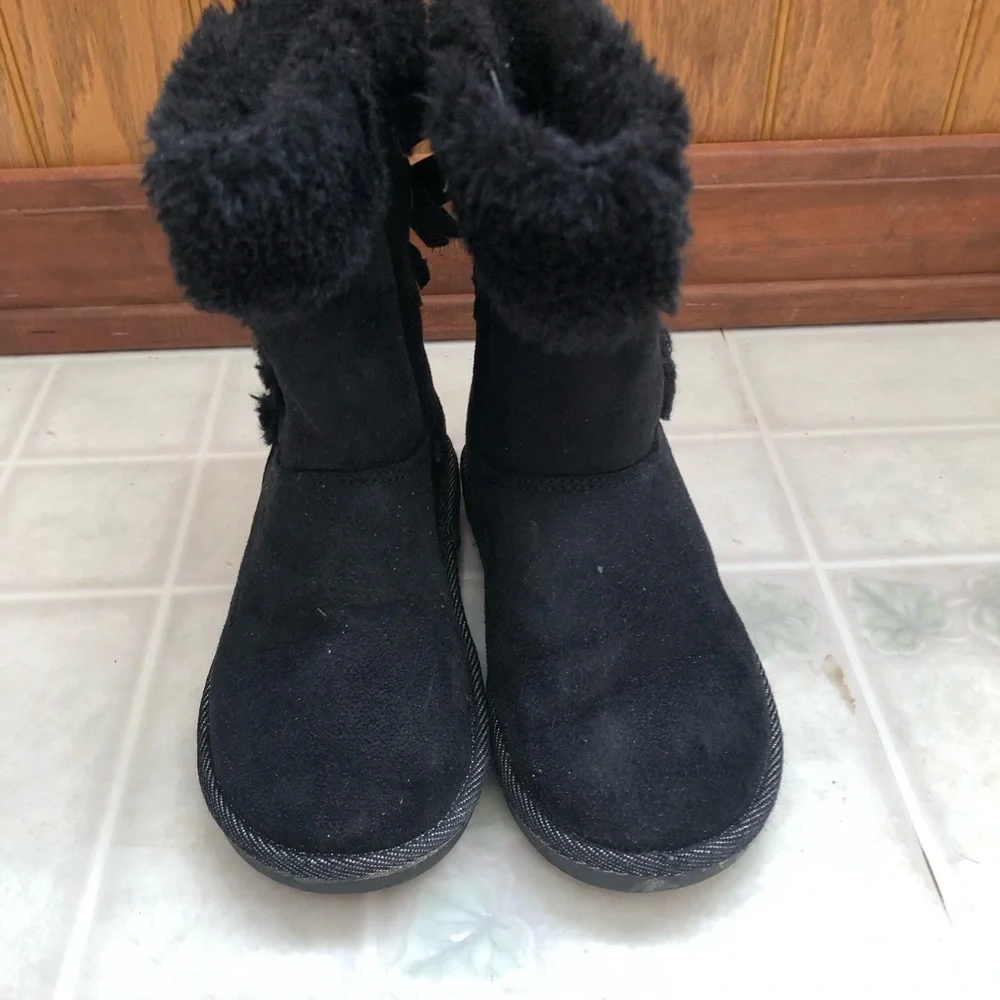 Black‎ faux suede Fur topped Winter Boots size 11
